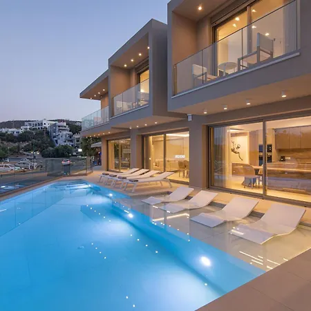 Beachfront Edem Dedicated Space - Heated Pool Villa